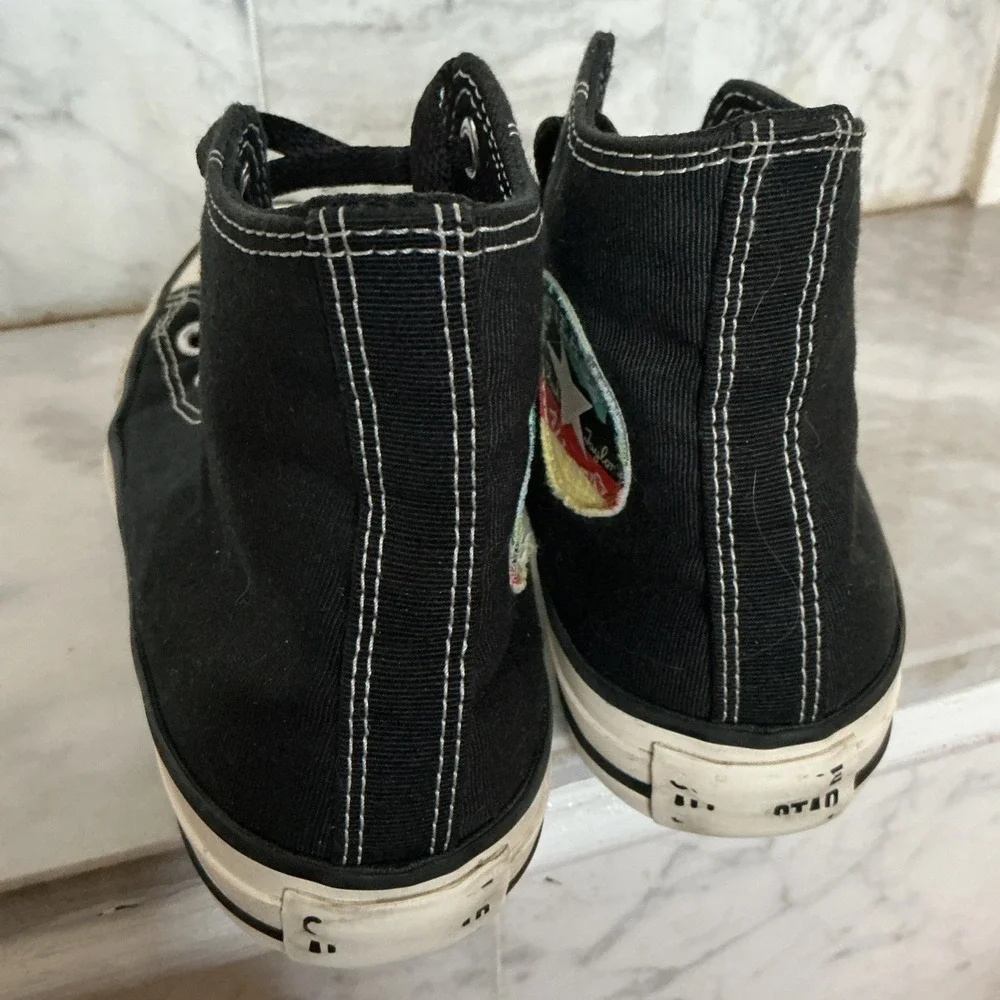Converse product very